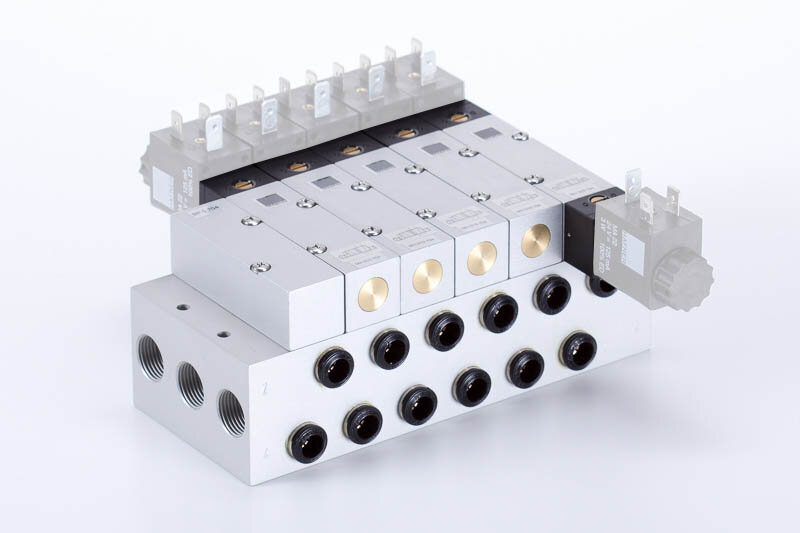 R 512 784